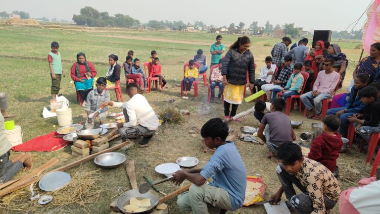 यशोधराको परसोहियामा किशोरहरू बिच खाना बनाउने प्रतियोगिता