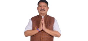 दुई पूर्व मन्त्रीलाई पाखा लगाउँदै सांसद बनेका थापा को हुन् ?