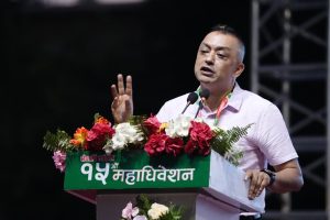 लोकतन्त्रमा जनताको आवाज बन्द गर्न मिल्दैन : सभापति थापा